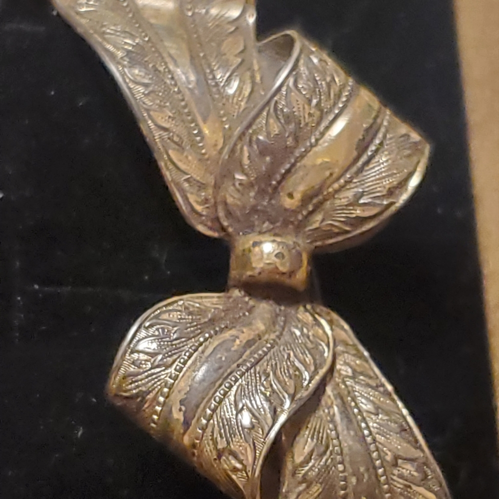 Forstner sterling bow brooch